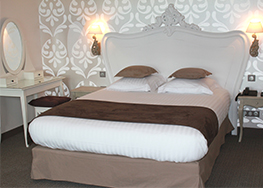 Hôtel Rouen Clos Vaupaliere chambre junior prestige